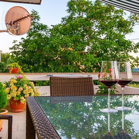 Apartment Manzoni مالينسكا المظهر الخارجي الصورة
