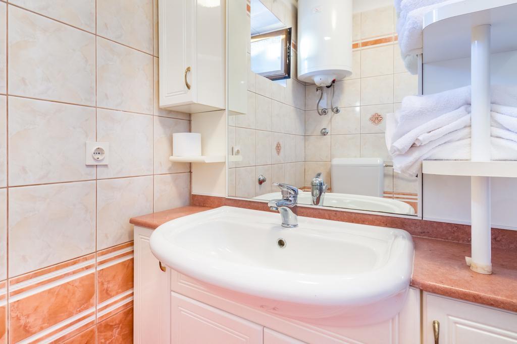 Apartment Manzoni مالينسكا المظهر الخارجي الصورة
